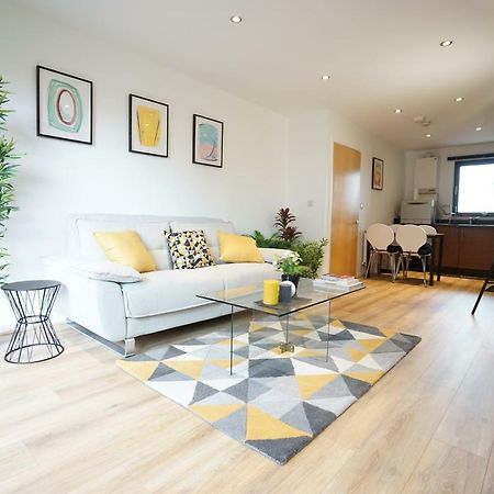 Perfectly Located Stunning Apartment London Exteriör bild