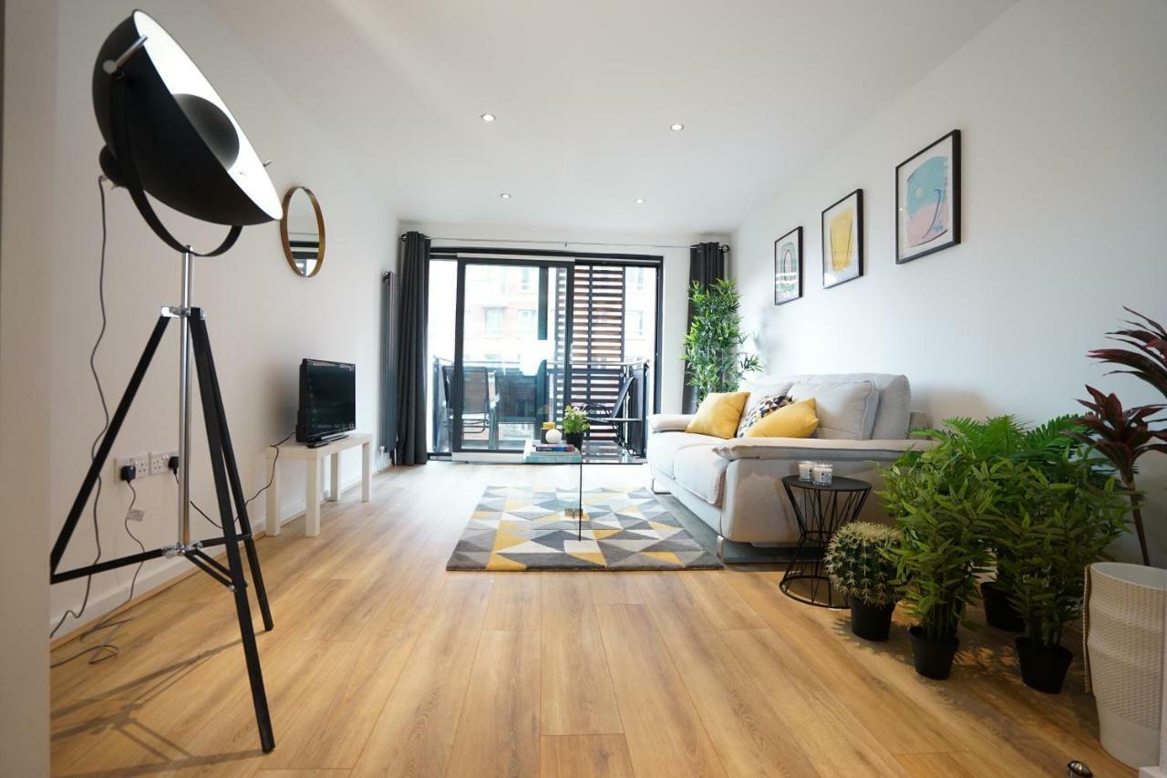 Perfectly Located Stunning Apartment London Exteriör bild
